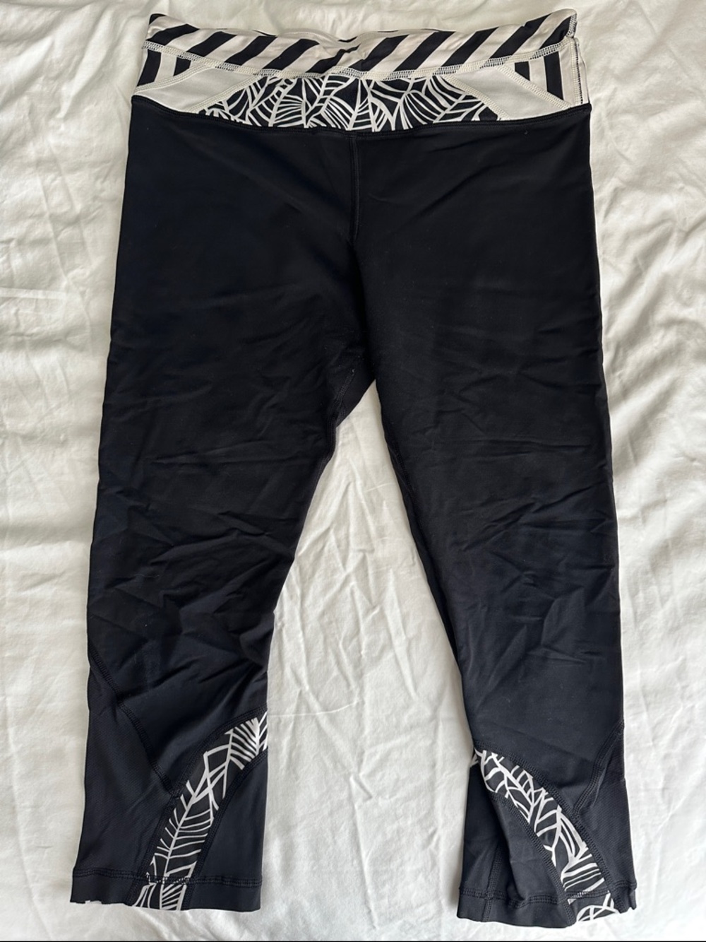 lululemon athletica Black Leggings with White Patterned Waistband and Hem